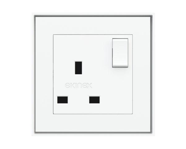 Ekinex Power socket UK standard with Switch, 55x55 mm